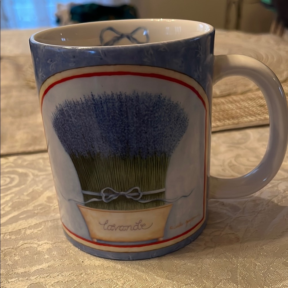Lavender Design Ceramic Mug AMCAL Mug Cup For The Gift Of Art Linda Grayson EUC